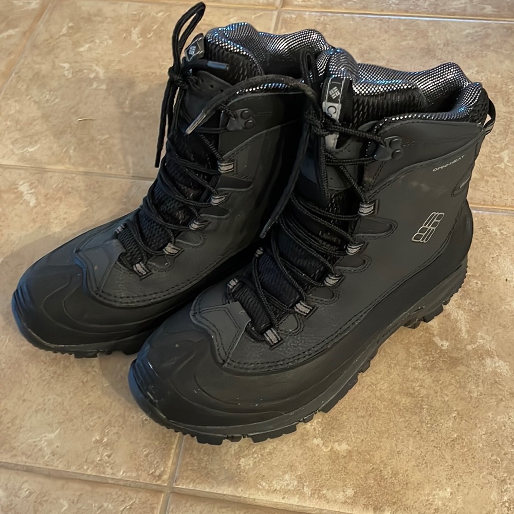 Columbia Men’s Arctic Trip Omni-Heat Boot size 10